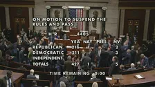 アメリカ議会下院“エプスタイン資料”公開法案を可決　与党・共和党議員も大半が賛成票を投じる