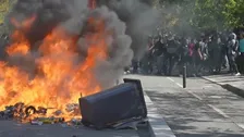フランスで高校生による抗議デモ拡大 600人以上拘束 「教員不足や学校の老朽化」など訴え