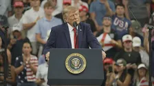 トランプ政権 カナダへの50％追加関税の対象品目を見直し　中間選挙への影響を考慮か