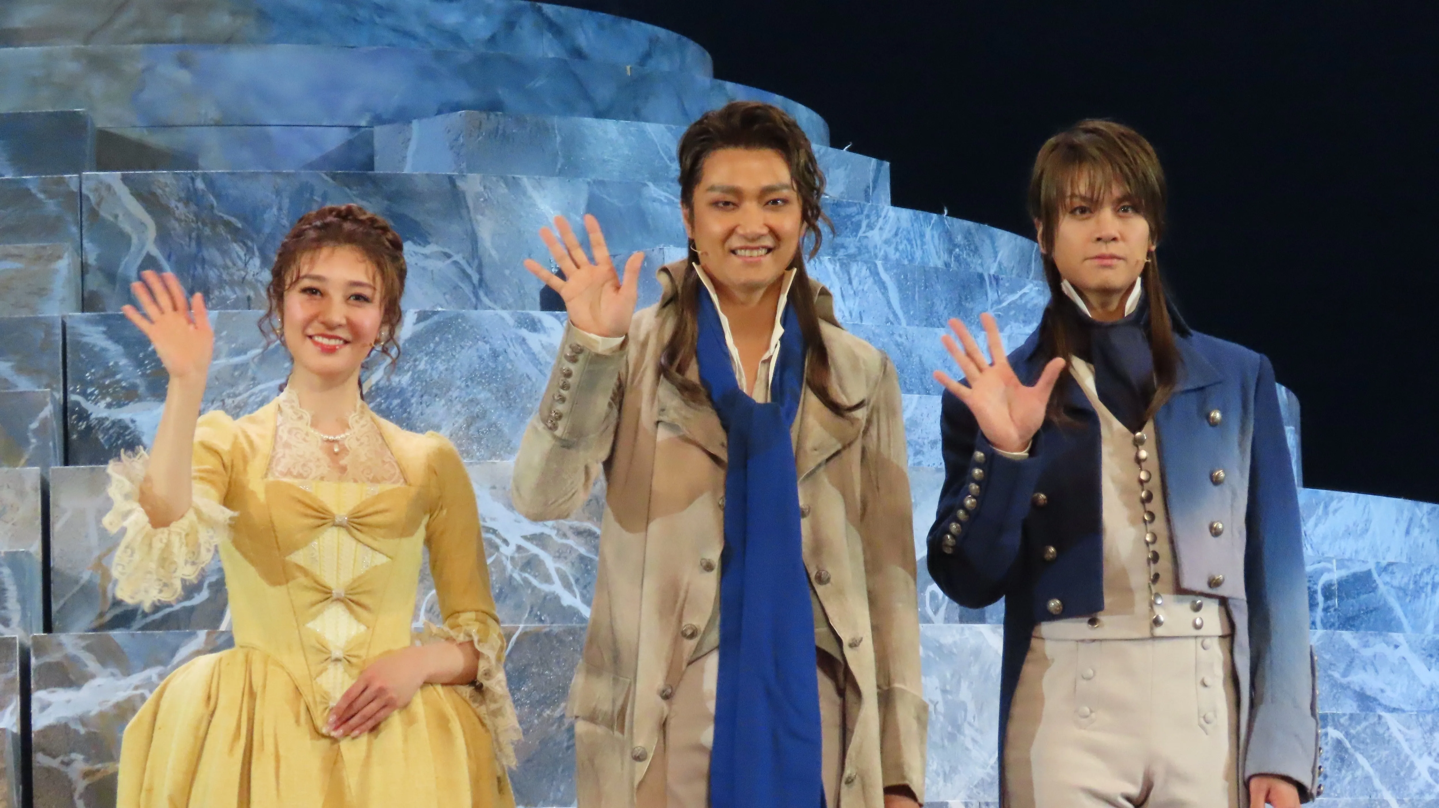 【井上芳雄】‟二都物語”12年ぶりに再演「できると思っていなかった」浦井健治の発言にツッコミの嵐