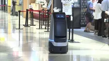 フードデリバリーロボットが本格始動 「東京ミッドタウン八重洲」三井不動産とNTT東日本ら　AIロボット導入で施設全体のデジタル効率化図る
