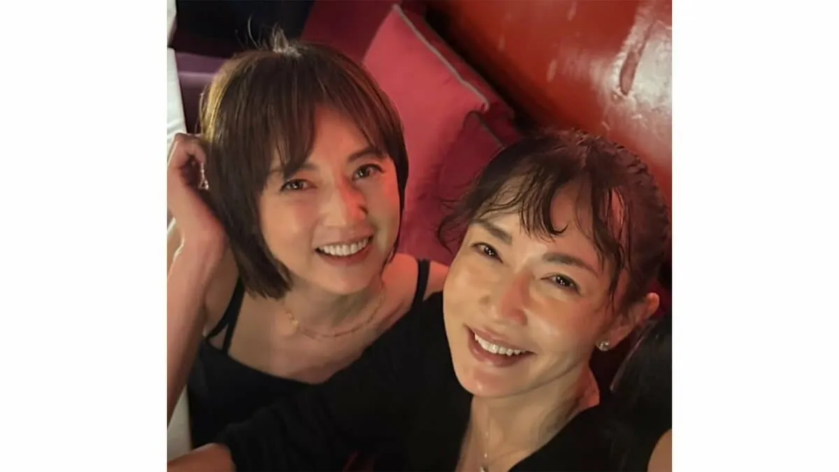 【 高岡早紀 ＆ 長谷川京子 】 「女史会最高！超超久しぶり」　豪華２ショット　久々の再会に笑顔