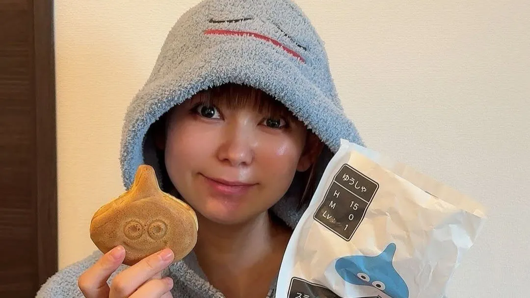 【 中川翔子 】「スライム焼きをてにいれた！」「弟くんのポーズが天才的」”大変さ ＜ 笑顔もらえる”で「ママは幸せだ！」