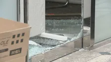 「店内を荒らす人間がいる」東京・中央区新富のオフィスビルで金庫荒らし　周辺の防犯カメラにはバールのようなものを持った複数の人物の姿 窃盗事件として捜査　警視庁