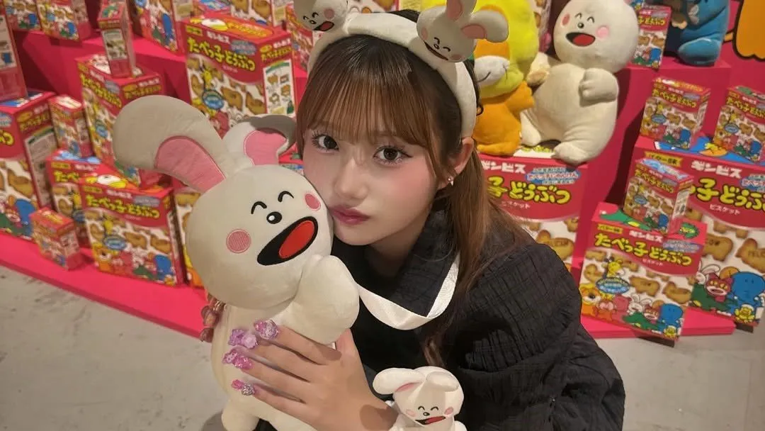 【辻希美・長女】希空「たべっ子どうぶつLAND」で「全身うさぎさん」 映画「たべっ子どうぶつ THE MOVIE」の “うさぎちゃん” に共通点