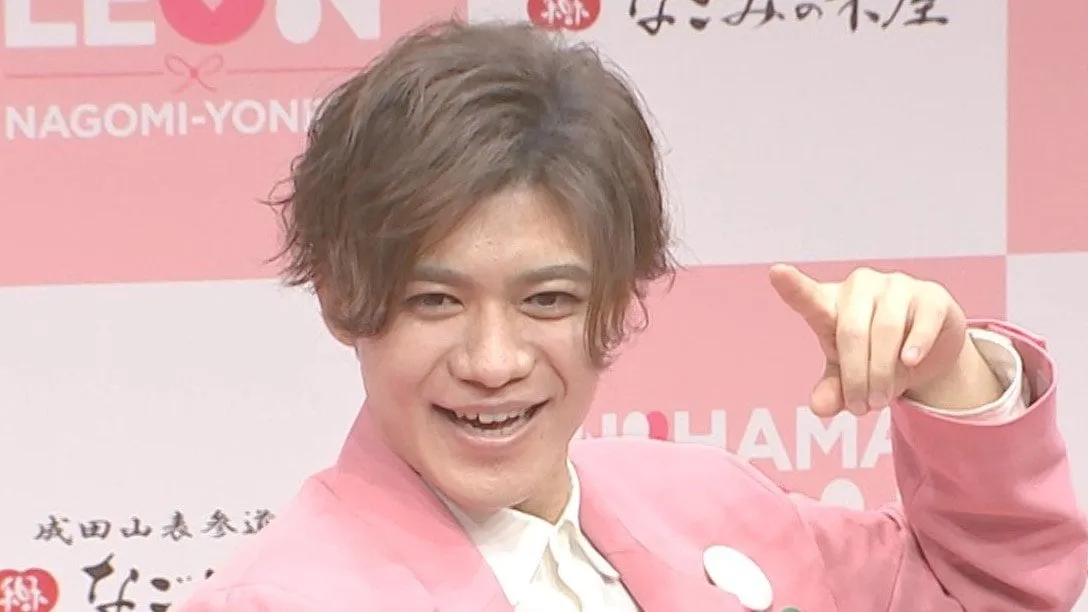 【新浜レオン】バッグに“けん玉”を入れて準備万端　目標は2年連続『紅白』出場！「ここは何としても達成させる。強い気持ちでいっぱいです」