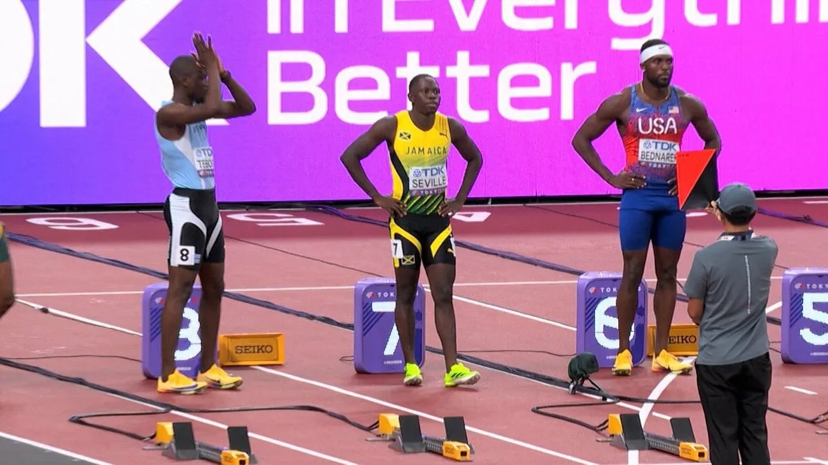 男子100m決勝、前回ブダペスト銀のテボゴがフライングで失格...国立静寂→どよめき、優勝はジャマイカのセビル【東京世界陸上】