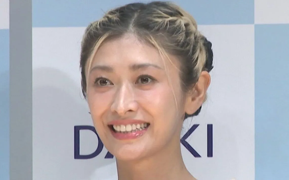 【 山田優 】　機能拡張ウェアに仰天　「私、嘘つきみたい」　あまりの効果にマユリカも　「信じてほしい」と狼狽