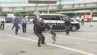 バス車内で刃物男が乗客襲った想定のテロ訓練　拳銃発砲後…警備犬が噛みつき確保　警視庁光が丘署