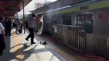 モバイルバッテリー発火で東急池上線が一時運転見合わせ　車内にいた中学生のかばんから… 隣にいた女性が1人けが、車両内の一部燃える