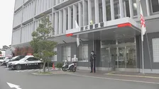 「性的欲求を満たすため」身動き取れないほど満員の小田急線車内で女子高校生に性的暴行か　映像クリエイターの男（25）を不同意性交の疑いで逮捕　神奈川県警