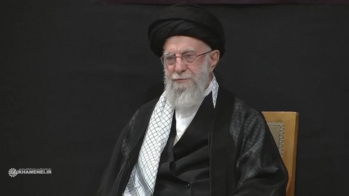 イラン・ハメネイ師　公の場に姿を現す　先月13日のイスラエルによる攻撃以降初