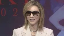 【 YOSHIKI 】瓜二つの『AI YOSHIKI』の珍回答に呆れ顔「なにそれ…（笑）」　2年ぶりの東京公演を発表「普通の発表で申し訳ない」
