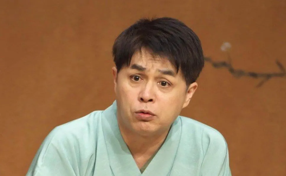 【 立川志らく 】 「腰と右太ももに激痛」「歩くのもしんどい」 「多分椎間板ヘルニアか坐骨神経」「MRI検査する」