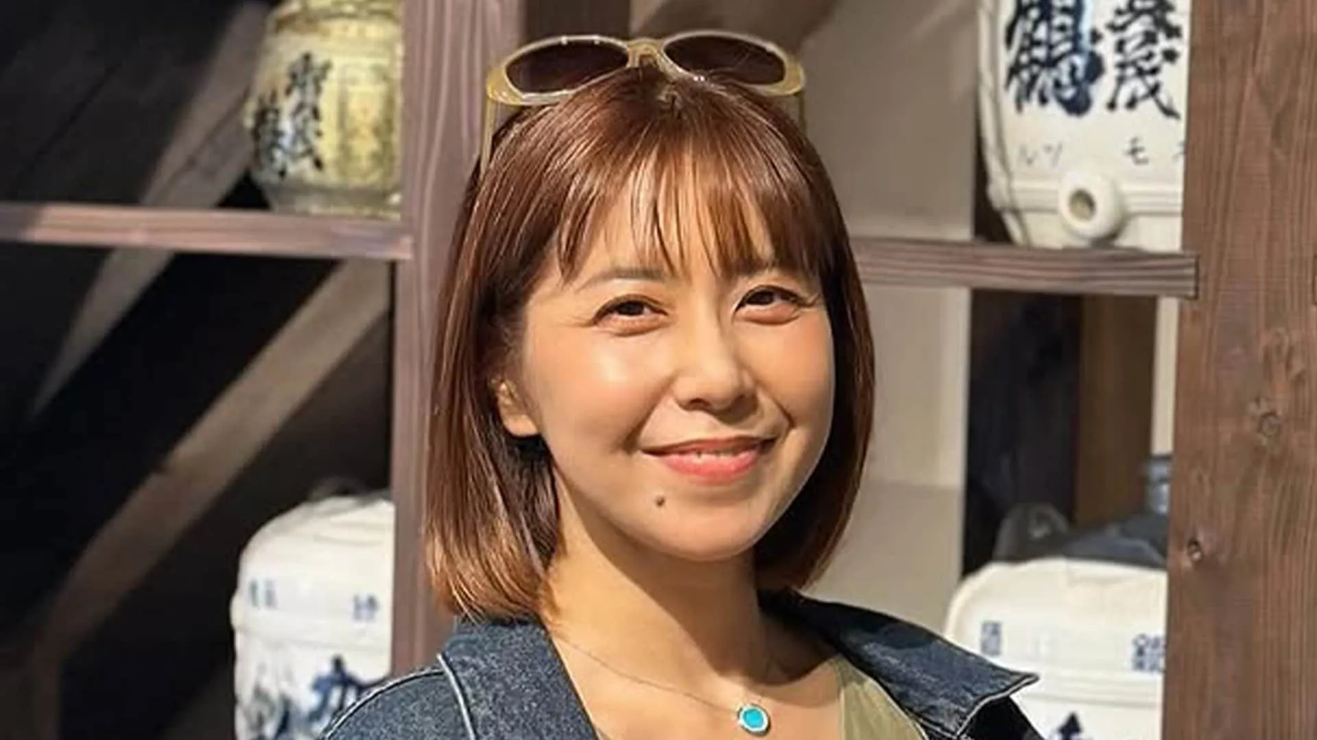 【 緒方かな子 】　最新オフショットを公開　「試飲・販売を行っている蔵元があり美味しい日本酒を買って帰りましたよ」