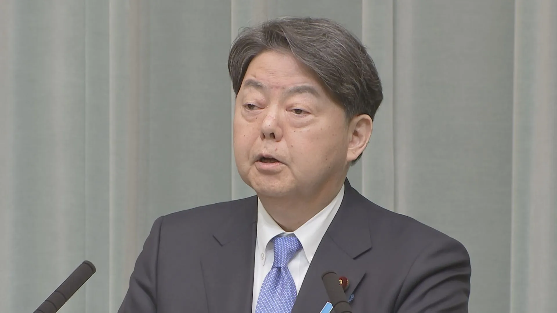 ガザでジャーナリストを含む多数の民間人が死亡　林官房長官「深く憂慮」