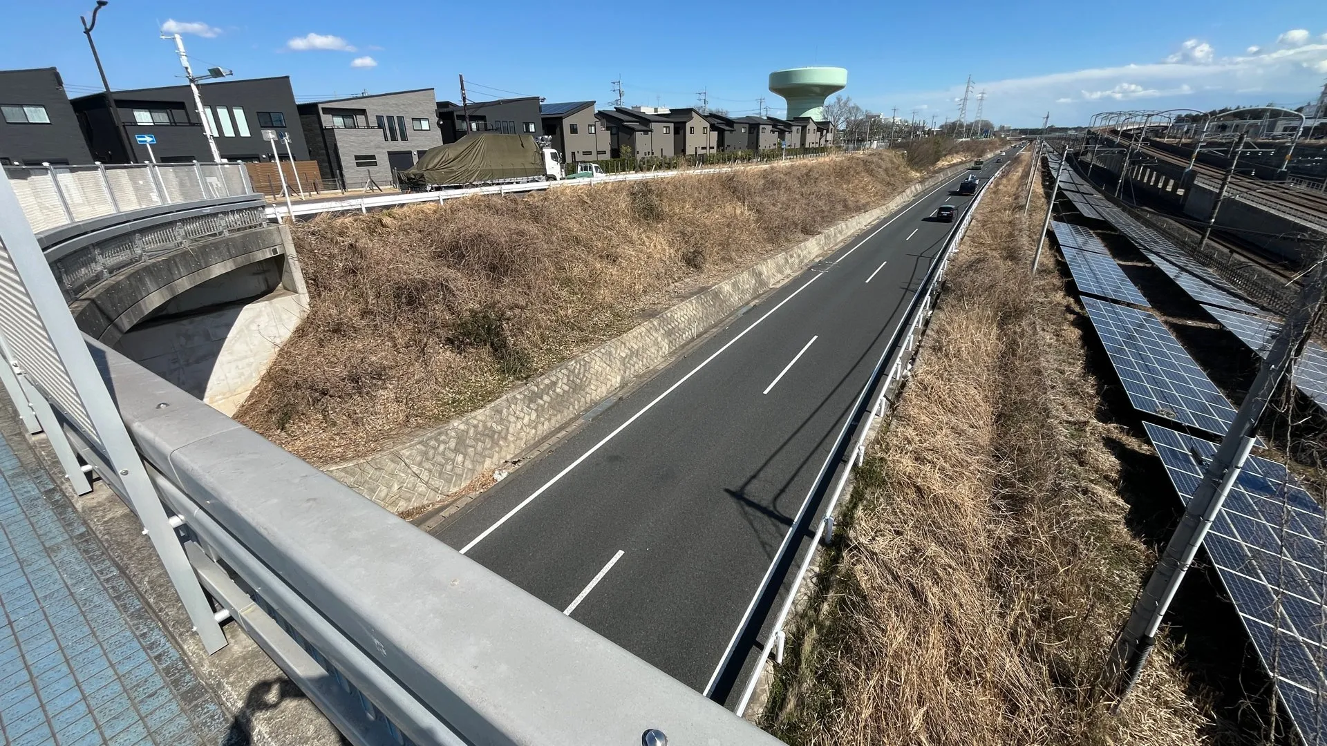 バイオリニストの女性（28）が道路に倒れていたところを乗用車にひかれ死亡　千葉・印西市