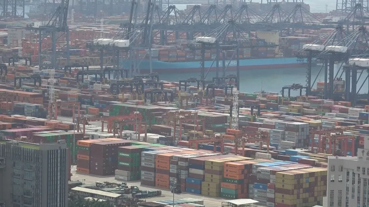 中国　9月の対米輸出27.0%減　減少幅は縮小　世界全体への輸出は8.3%増