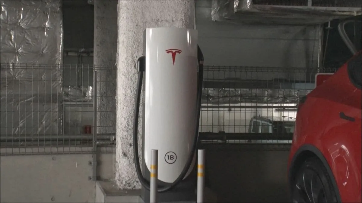 【独自】EV充電スタンド補助金にテスラ「スーパーチャージャー」追加案　トランプ関税めぐる日米交渉