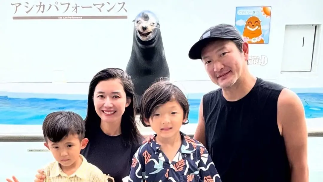 【 中村獅童 】「53歳になりました」家族全員で感謝の4ショット「まだまだ突っ走るよ」