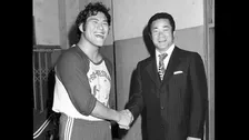 【張本勲氏（86）死去】アントニオ猪木氏 公式Xが追悼「生前、張本様とアントニオ猪木とは、力道山先生とのご縁通じ大変親しくさせていただいておりました。」“貴重2ショット写真” 添えて