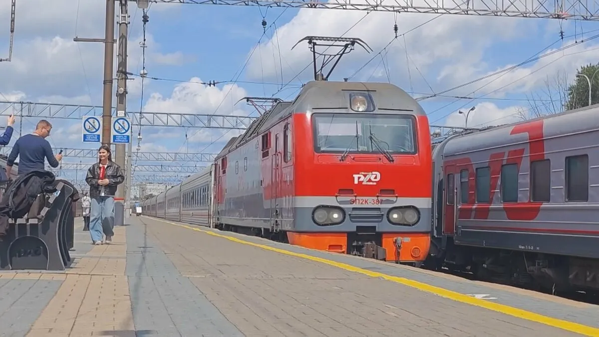 モスクワと平壌結ぶ直通列車が運行再開　「列車でロシア入国は気持ちが良い」最初の列車モスクワ到着
