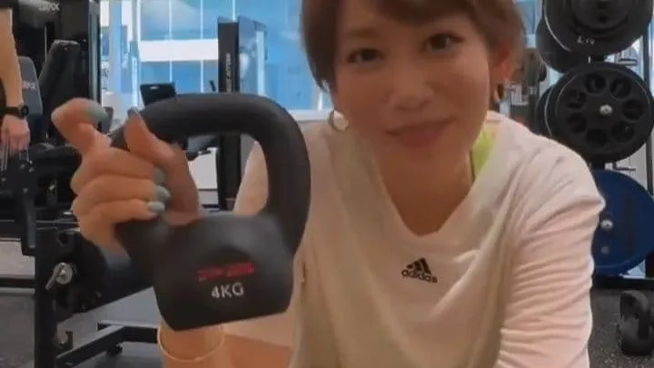 【 中川安奈 】「のびしろしかない」トレーニング動画　Creepy Nutsの曲に乗せて10種目以上に取り組む　フォロワー反応「自分磨き素晴らしい」