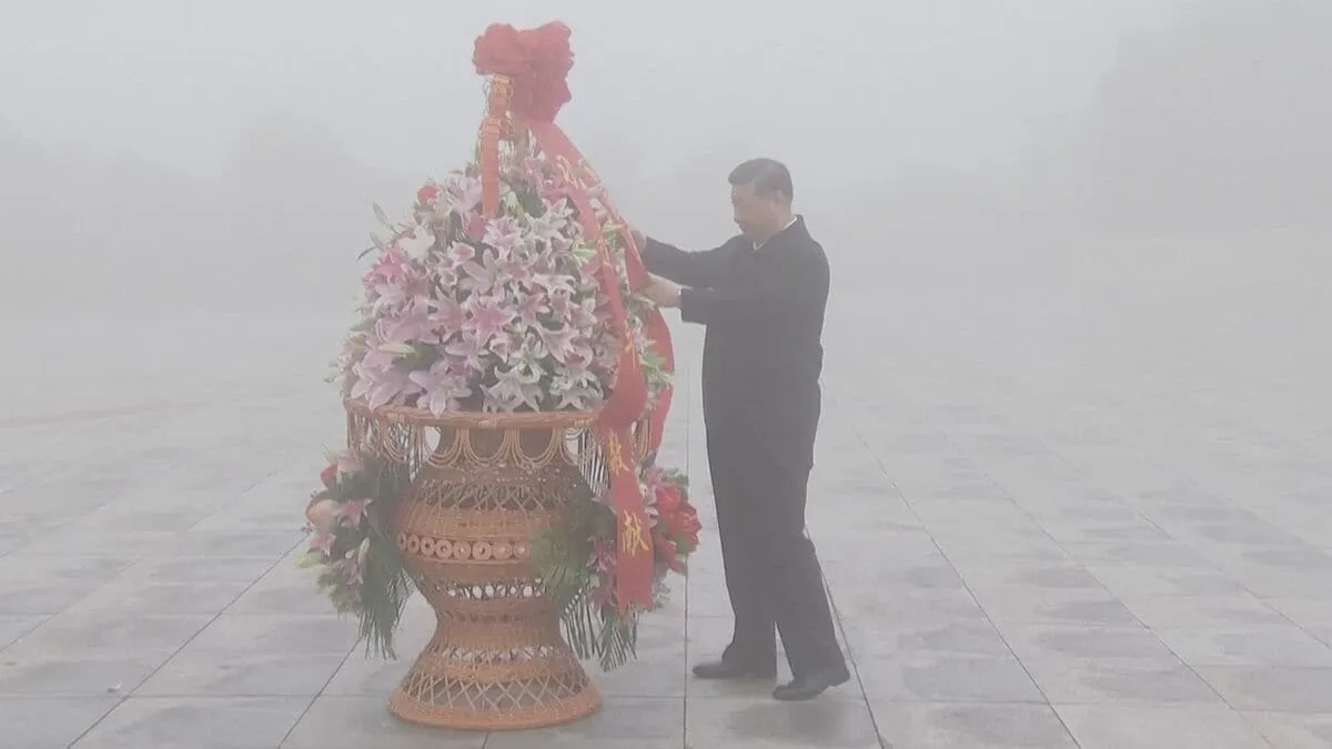 中国・習近平国家主席「抗日戦争」関連施設で献花　盧溝橋事件から88年　戦争記念館で企画展開催も