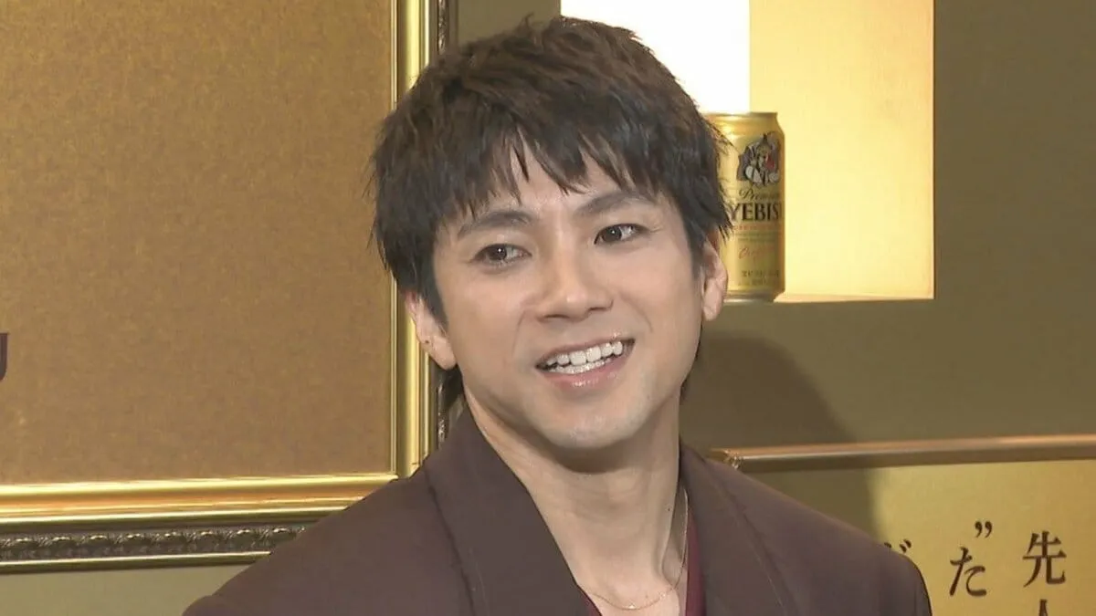 【山田裕貴】自ら注いだビールに「うめぇ～」 クイズで珍回答？「ほぼ夏目漱石じゃん！」