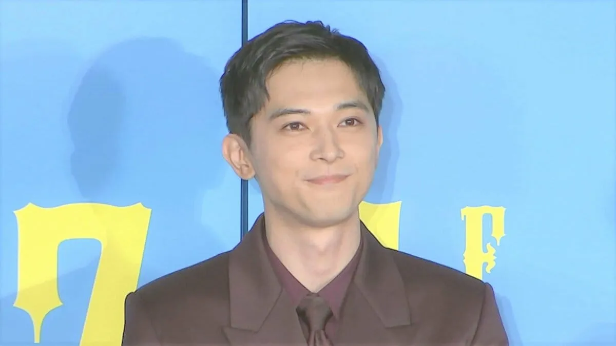 【吉沢亮】板垣李光人愛を語る「現場でもずっと好きでした」「お互いの趣味の共通点とか話せて…大好きです!」 映画「ババンババンバンバンパイア」新たな公開日決定