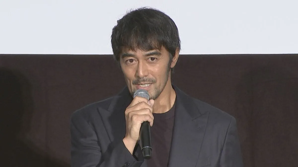 【 阿部寛 】舞台の最後に「難しいので忘れちゃって」セリフを飛ばした失敗談　「人間は...頑張るしかない」