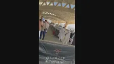 サウジ首都の国際空港に攻撃　12人が死亡 300人以上けが　フーシ派関与か