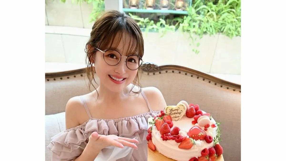 【鈴木奈々】　「最高の思い出になりました」ピンクドレス姿で迎えたサプライズ誕生日祝い　人生の節目を振り返る