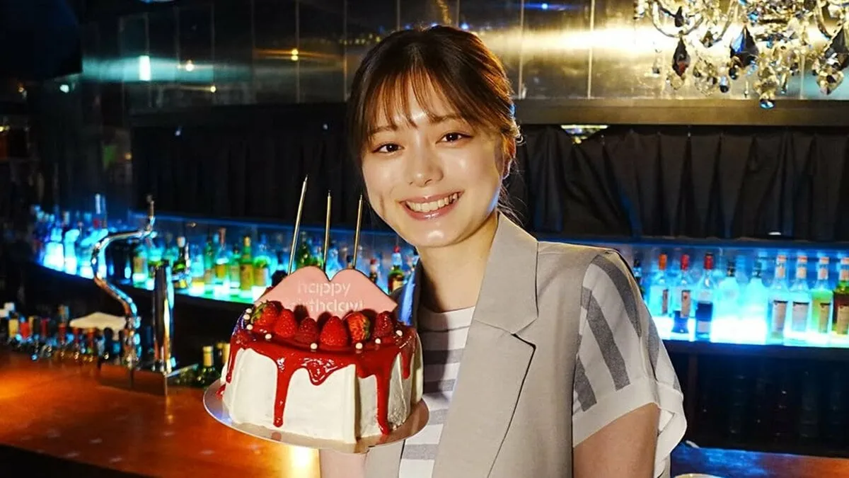 【紺野彩夏】 「26歳も自分らしく楽しくお仕事していけたらいいな」誕生日を迎え喜びのメッセージ