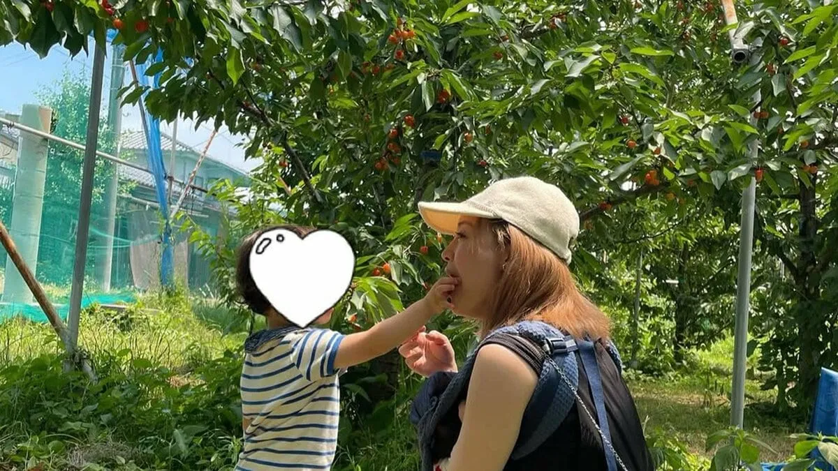【 新井恵理那 】　「見つけられたとき嬉しかったなー」　季節終盤のさくらんぼ狩りに挑戦　家族と山梨の旅満喫　富士山を望む温泉で締めくくり