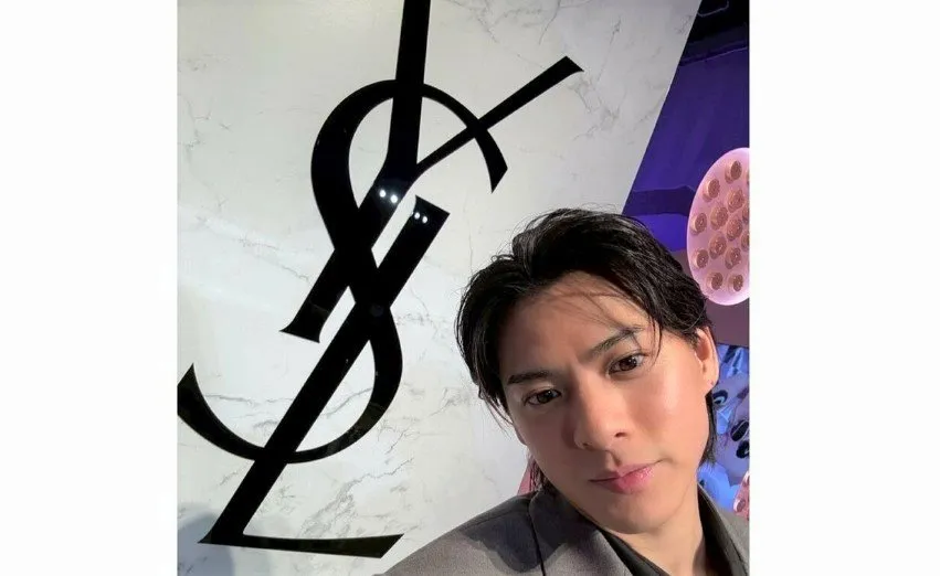 【 平野紫耀 】　「素敵な空間でした」　YSLビューティーイベントのオフショットを公開　グレースーツ×黒シャツの大人コーデで魅了　【 Number_i 】