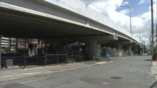 陸橋で車にはねられた男性（43）7メートル転落し死亡　車を運転していた女（58）を過失運転傷害の疑いで現行犯逮捕　兵庫・播磨町