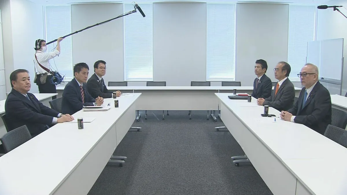 ガソリン暫定税率 自民提案の「来年2月廃止」案を野党側は拒否