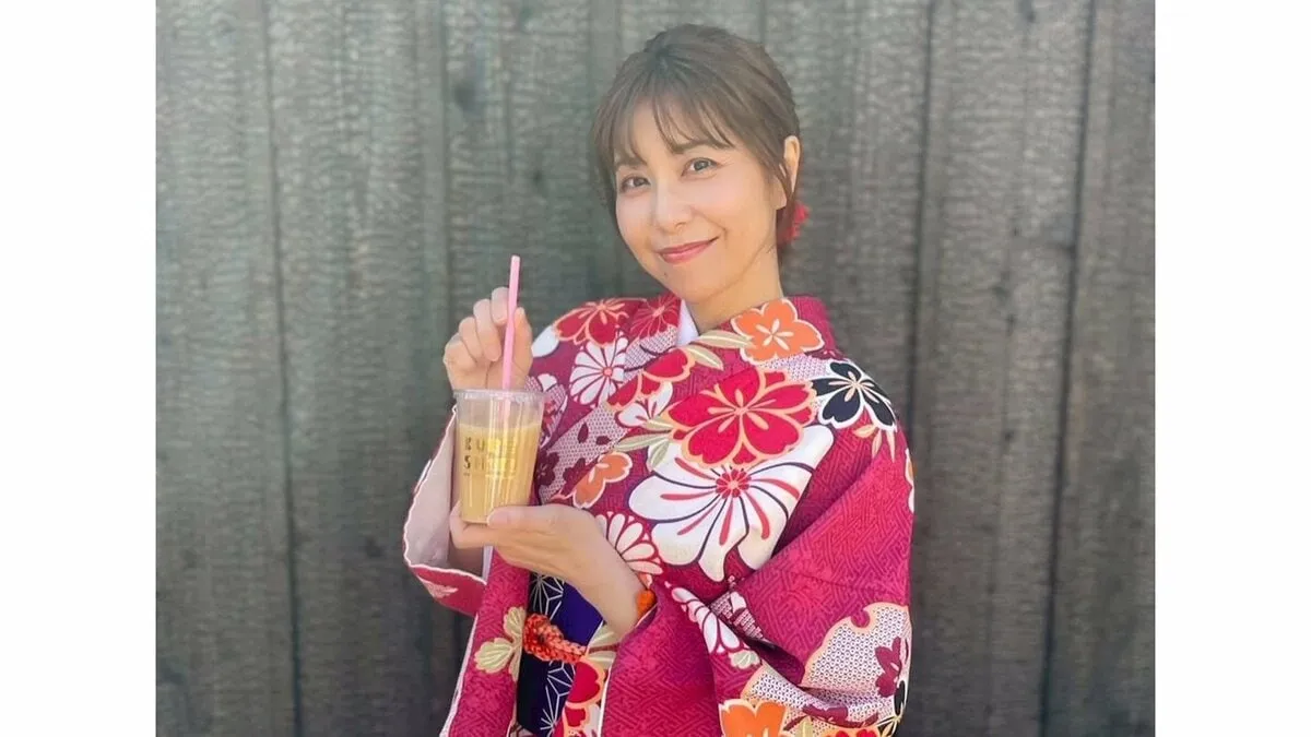 【緒方かな子】娘と着物姿で倉敷の街を散策　「岡山と言えば桃太郎、桃太郎と言えば桃って事で、桃100％ジュースも頂きました」