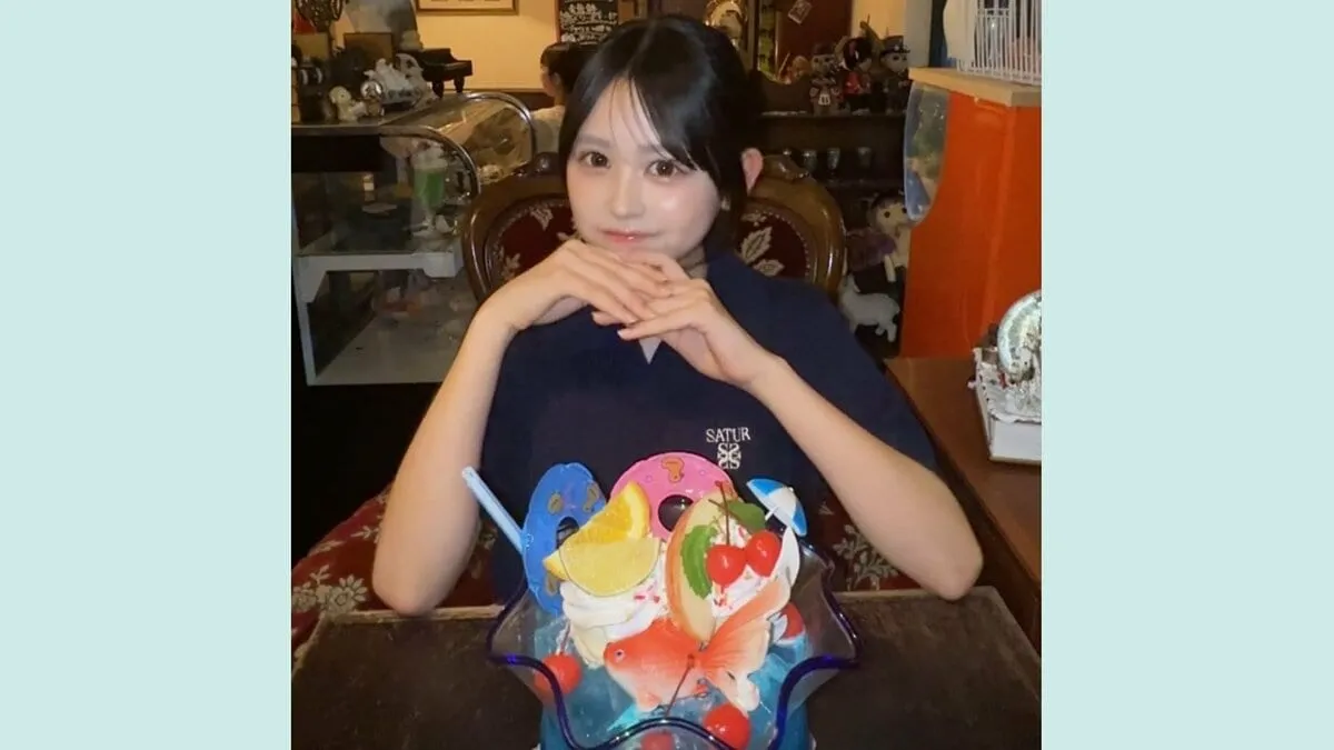 【 キンコン梶原の長女・梶原叶渚 】 “ポニーテール”  “レトロ喫茶” 好きなもの投稿でフォロワー感嘆「どの雰囲気でも可愛いのほんと強い」