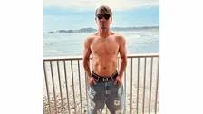 【 魔裟斗 】　47歳とは思えない“バキバキ”肉体美に絶賛の嵐「カラダ仕上がってる」「イケおじ」　逗子リゾートでクルージング満喫