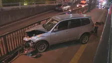 【速報】群馬・高崎市でトラックと車が衝突し…車が歩道に乗り上げ5人けが　2人重傷