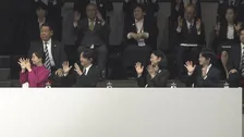 日本で初開催のデフリンピック開会式に秋篠宮ご夫妻、佳子さま、悠仁さま出席　大会メインカラー“桜色”にあわせた装い　そろって手話で拍手も　東京体育館