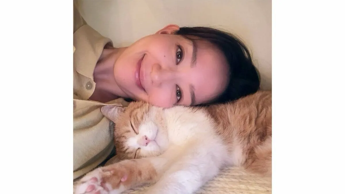 【 松島花 】　愛猫との温かなひととき　「起きている時に絶対に爪が切れない」　爪切り成功の裏技を公開