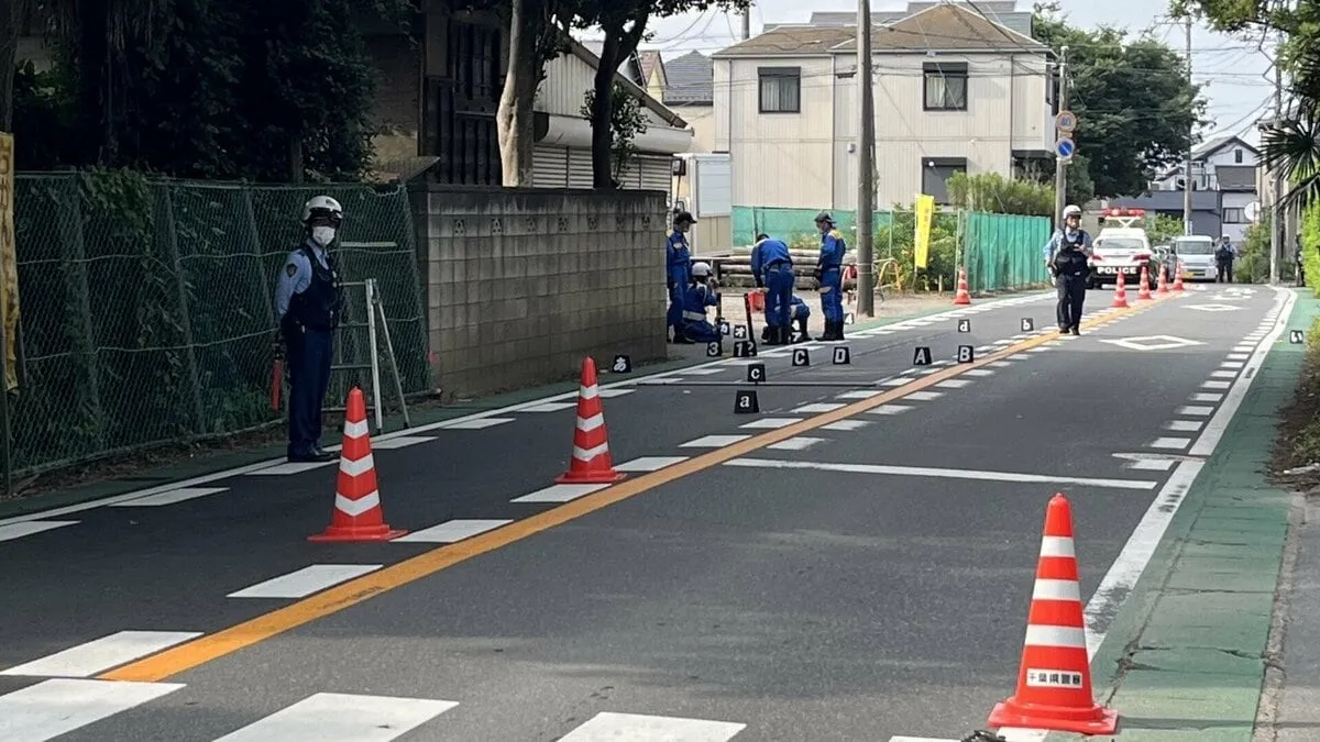 【速報】千葉県松戸市の路上で30代くらいの男性が血を流して倒れているのが見つかる　男性は搬送先の病院で死亡　現場にはブレーキ痕　ひき逃げか　警察が捜査