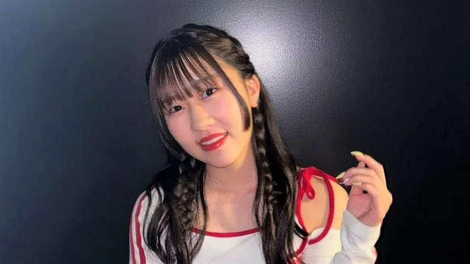 【 鈴木福の妹・鈴木夢 】　「東京に戻るのが少し怖くなりました」　涼しい札幌でのミニライブで観客を魅了　「サウスポー」初披露し大盛況