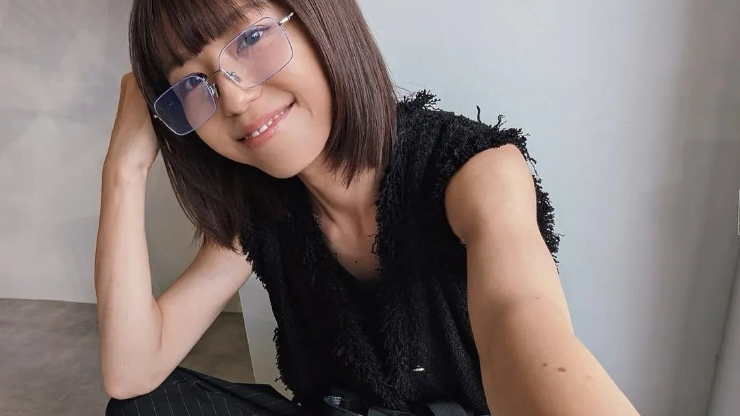 【 若槻千夏 】レイヤー＆メガネのニュースタイル「本田翼ちゃんに憧れているんだと思います!!」