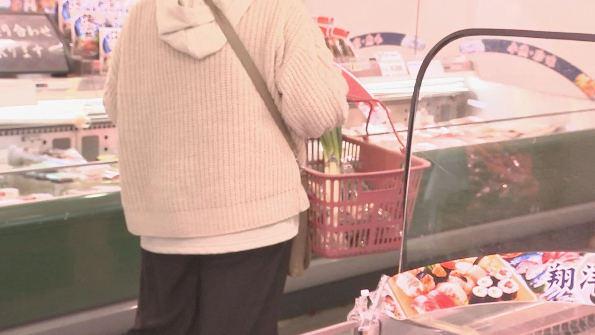 【速報】消費税の減税「食料品の税率下げるべき」35％で最多　5月JNN世論調査
