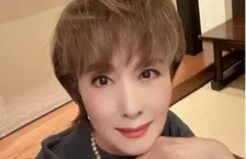 【 小柳ルミ子 】右耳の鼓膜が破れていたことを報告「何より1番驚いたのは　右の耳から出血が止まらないのです　枕が真っ赤な血で染まりました」
