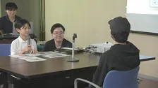 「検察は警察のおまけかと思っていたが、大事な役割だと知った」法務省で子どもたちが検察官になりきって取り調べ体験　夏休みの“こども霞が関見学デー”